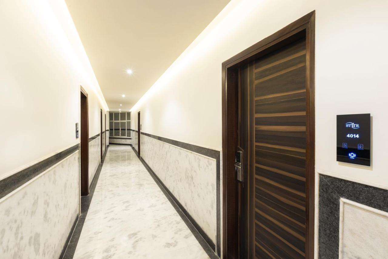Hotel Star By Star Group- Near Delhi Airport Ню Делхи Екстериор снимка